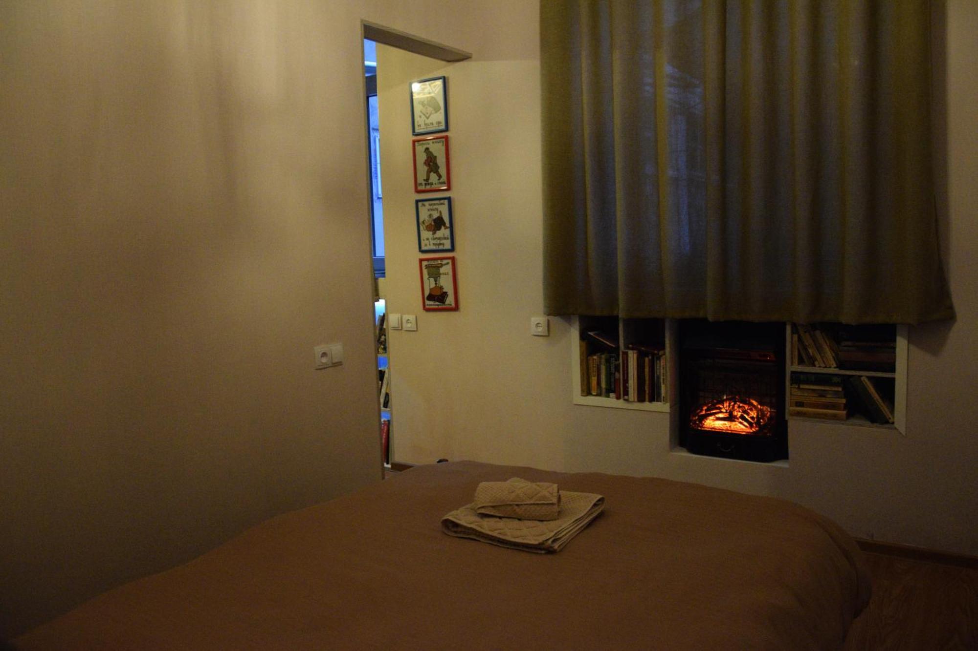 Librarians' Flat Apartment Tbilisi Ngoại thất bức ảnh